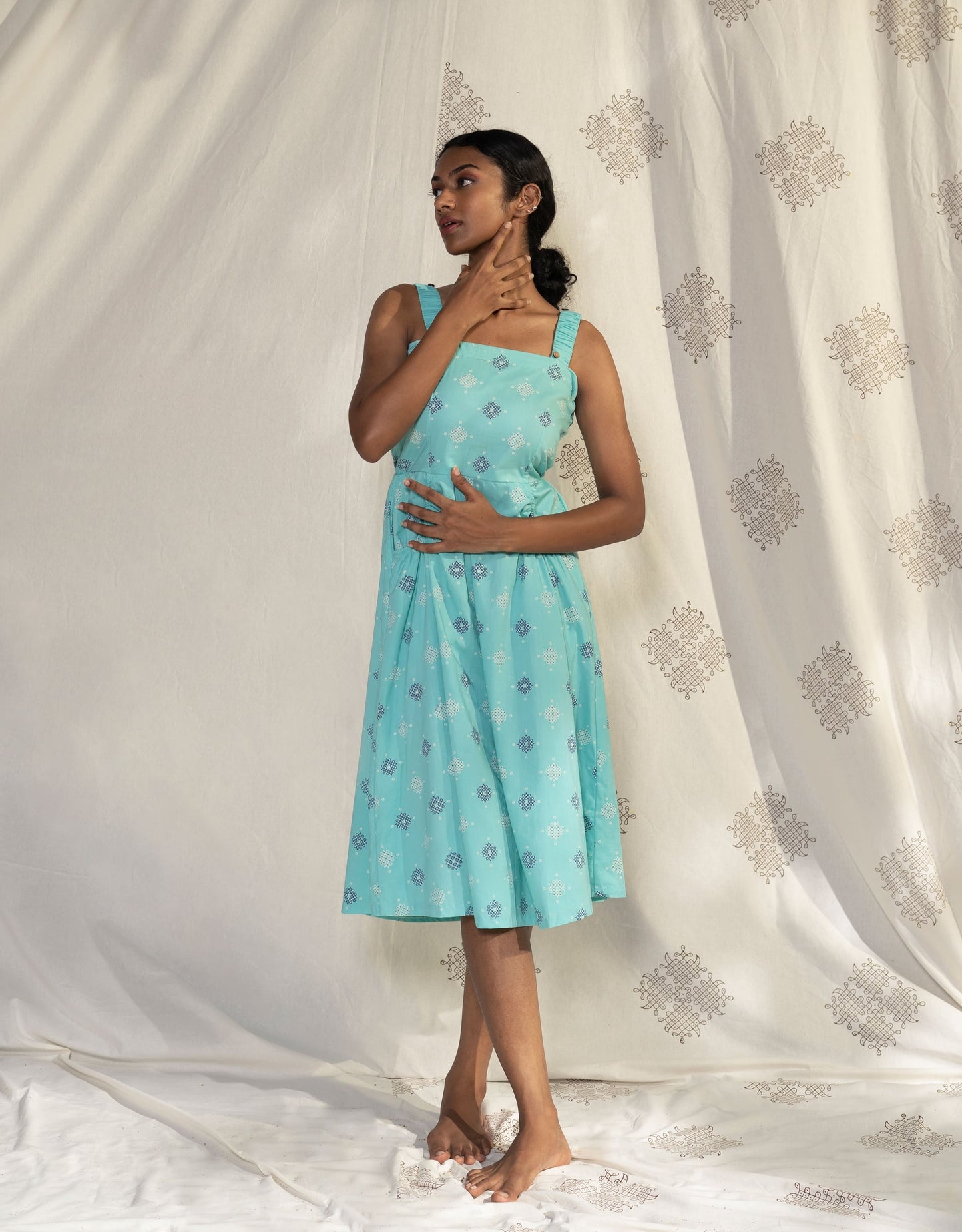Hueloom mint blue convertible midi dress with detachable sleeve front view showing without sleeve option