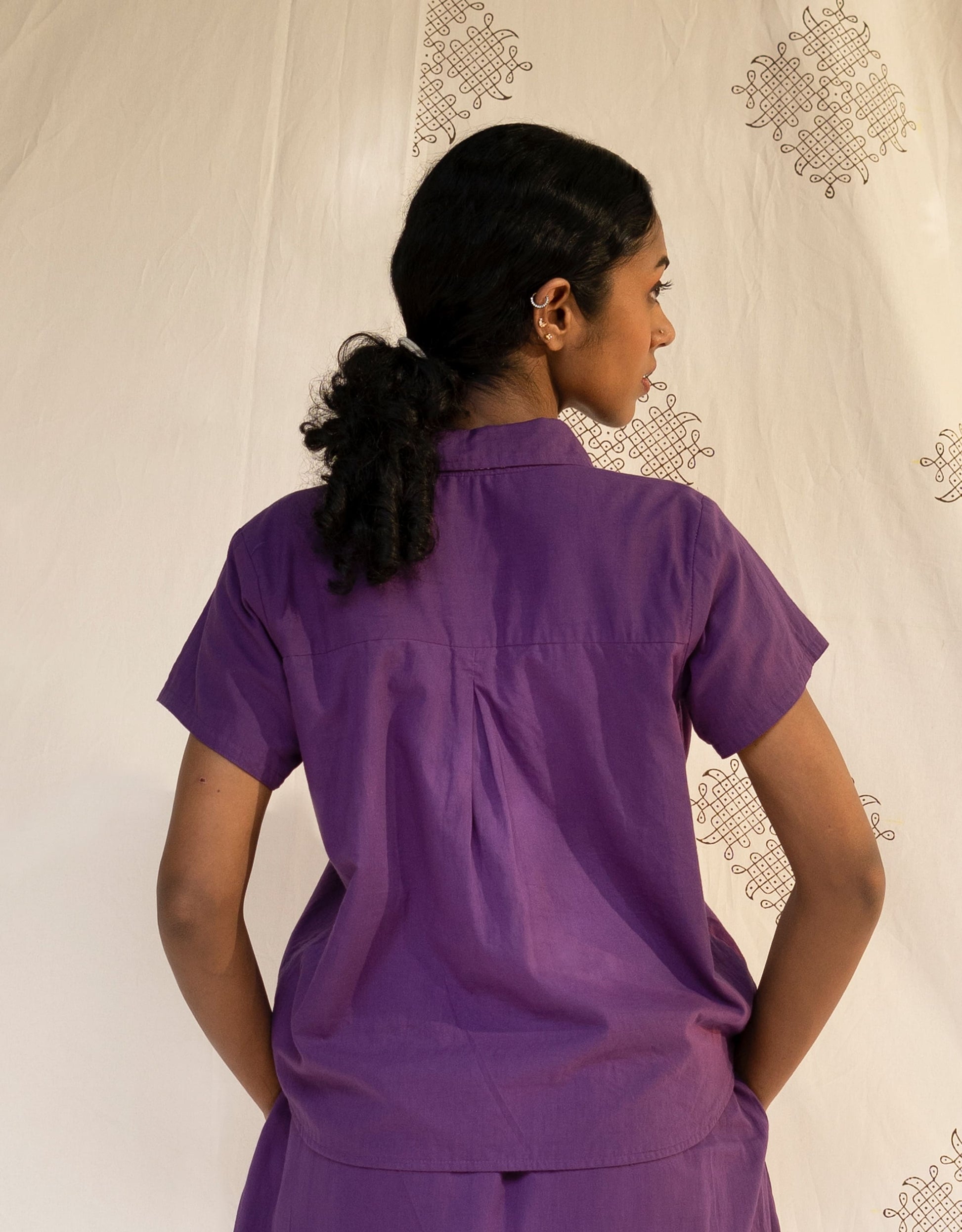 Hueloom Purple solid reversible Shirt back view